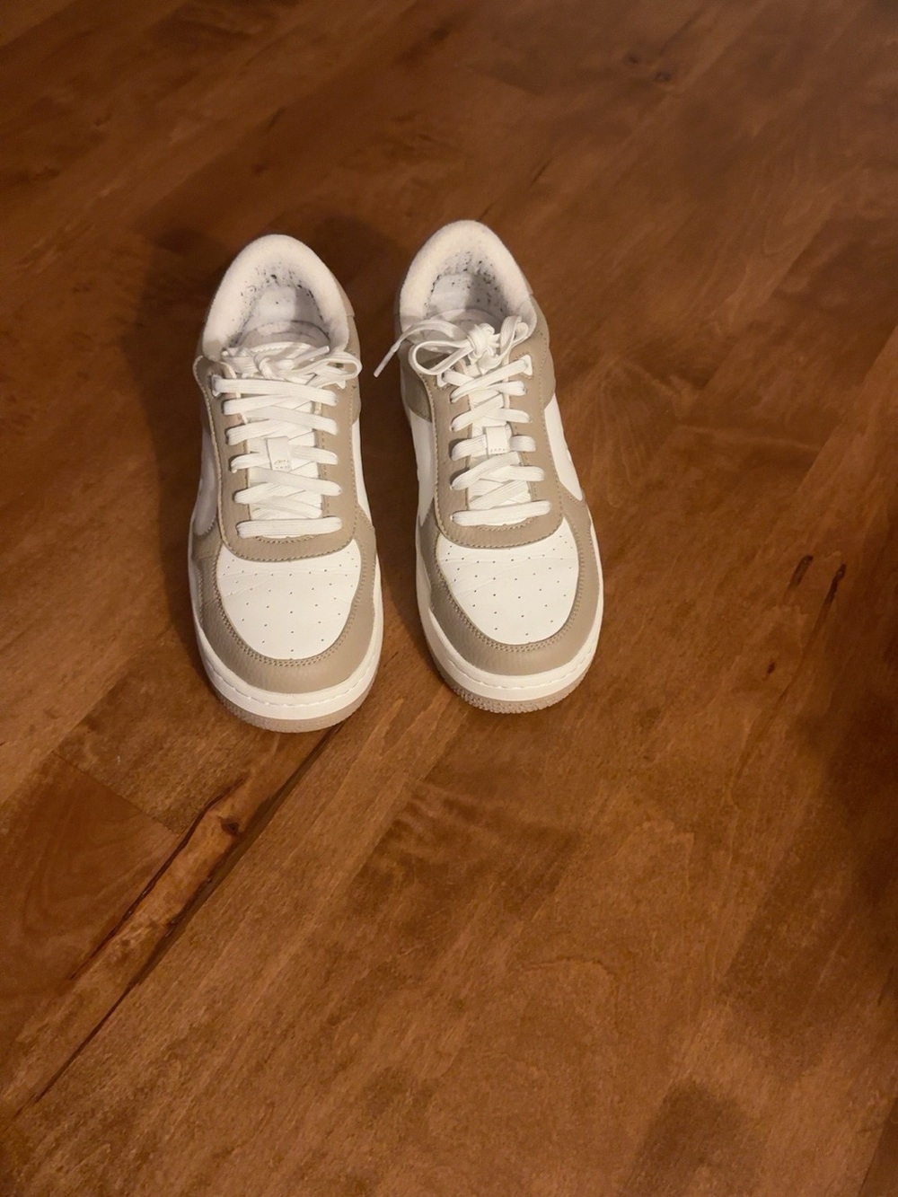 ALO Yoga Recovery Mode Sneakers White Tan Women’s 8 EU 38.5